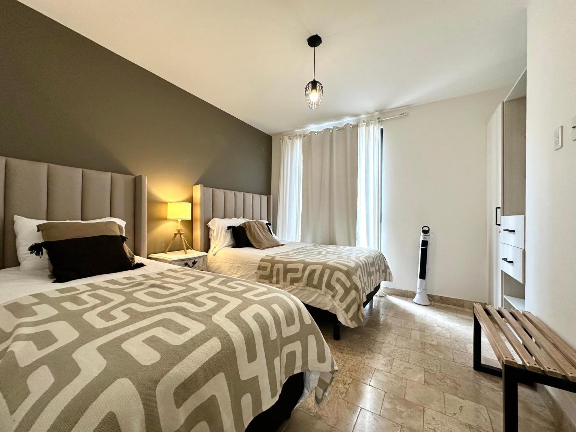 3Bedrooms-5 Min Downtown-Wifi-Pool-Jacuzzi-Parking Альенде Экстерьер фото