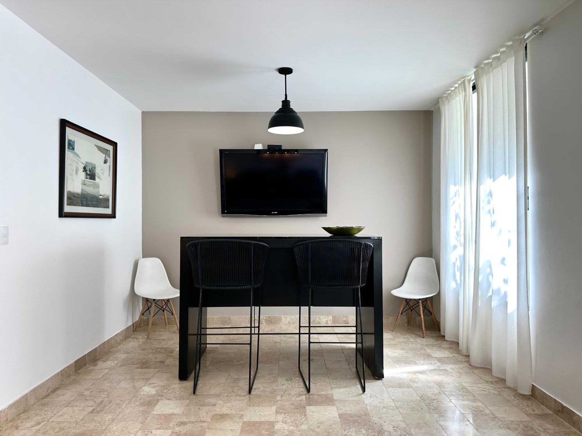 3Bedrooms-5 Min Downtown-Wifi-Pool-Jacuzzi-Parking Альенде Экстерьер фото